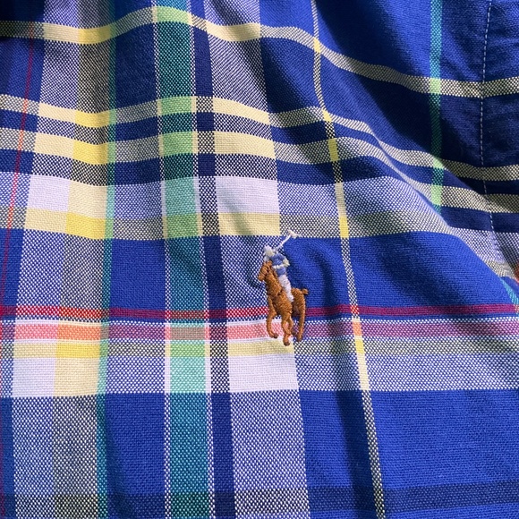 Ralph Lauren button down shirt featuring a multicolor plaid pattern - Picture 2 of 8